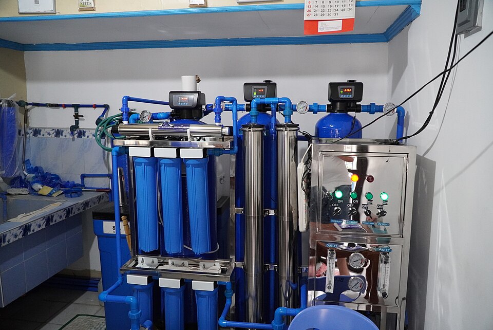Installed water filtration and treatment equipment with connected pipework